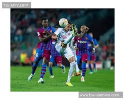 Uzi承认洗澡梗是做错了：情绪激动没控制住，大家不要学我