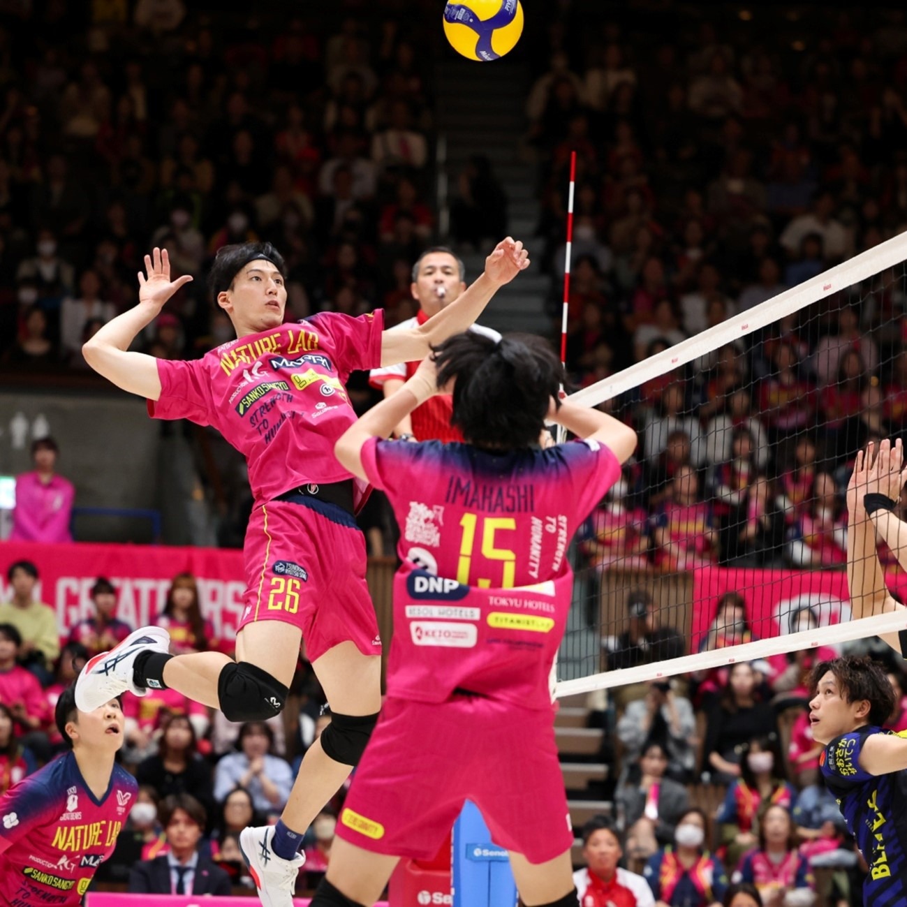 信仰与禁忌：牌桌上那些流传甚广但无科学依据的玄学做法。（牌局中的玄学与禁忌：那些广为流传却无科学支撑的做法）