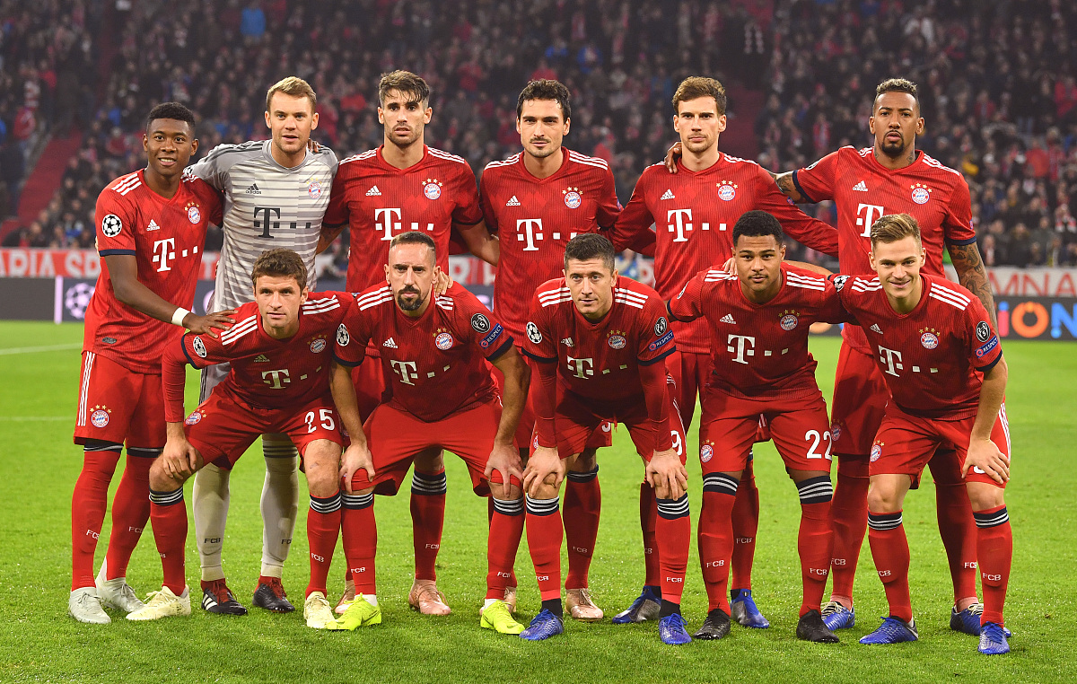 他在面对对 他在面对对